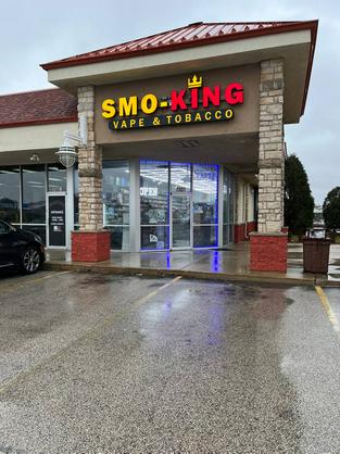 GetCoins - Bitcoin ATM - inside of Smo-King Vape and Tobacco