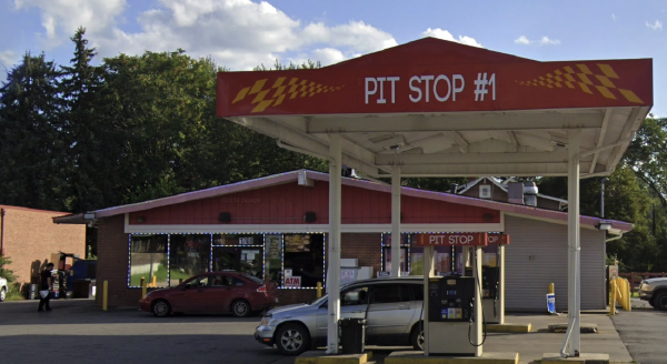 GetCoins Bitcoin ATM in Pit Stop One, Warren