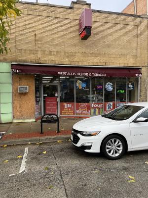 GetCoins Bitcoin ATM in West Allis Liquor & Tobacco, West Allis